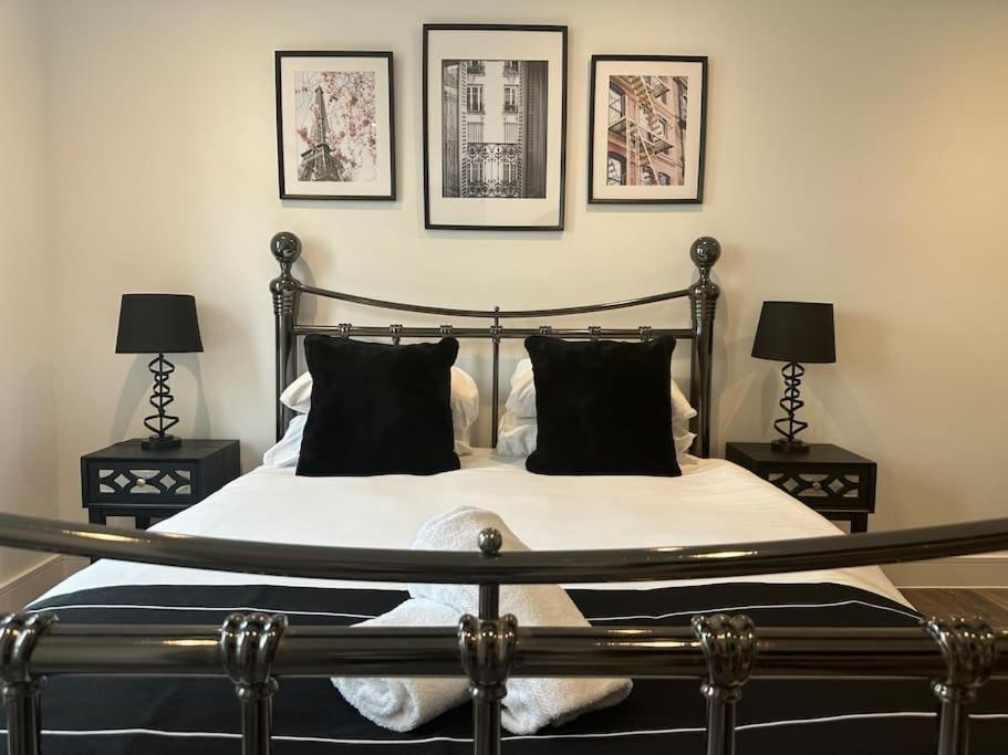 Museum View Centre 1 Bedroom Apartment *